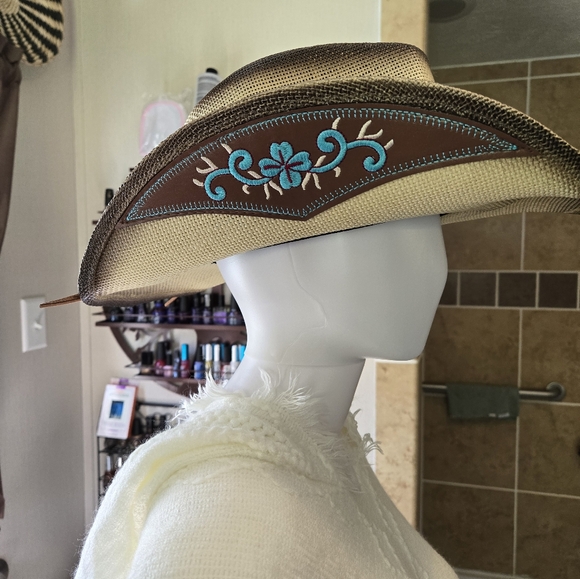 NEW! Fedora Cowgirl Hat - Picture 3 of 7